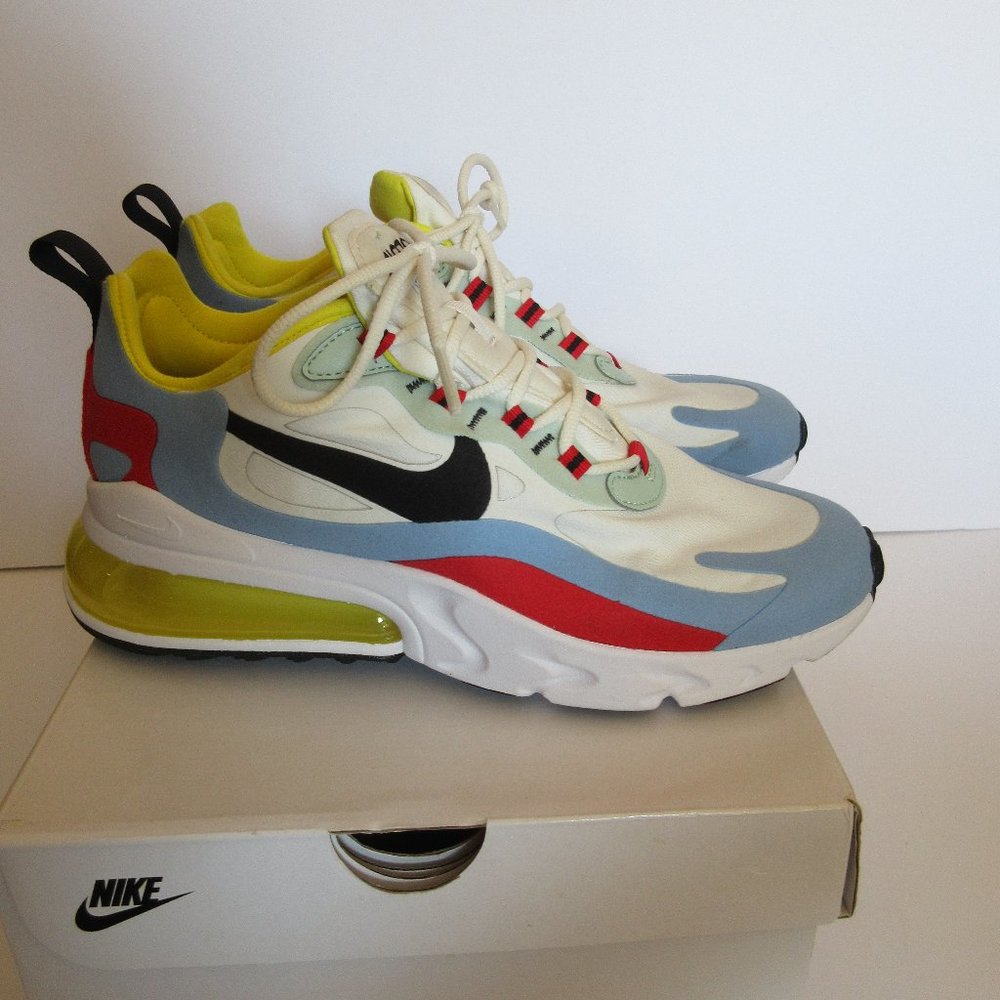 Air Max 270 React  Women's Size 8 AT6174 002